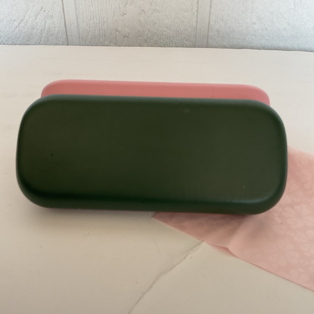 Kate Spade hardshell glasses case - Picture 11 of 14